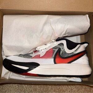 Nike White and Red Running Shoes